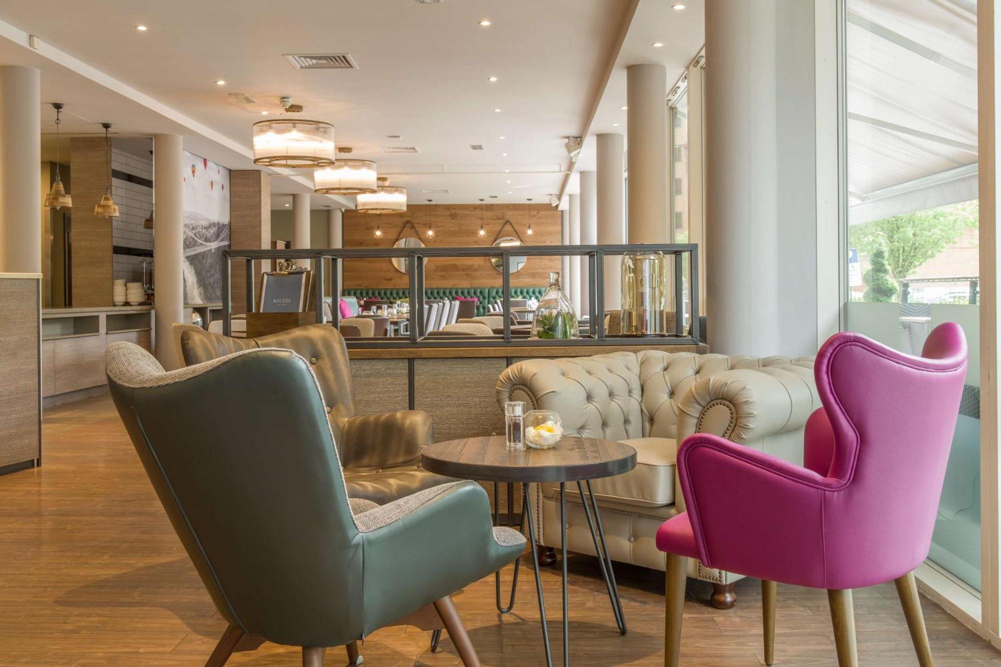 Hilton Garden Inn Bristol City Centre Экстерьер фото