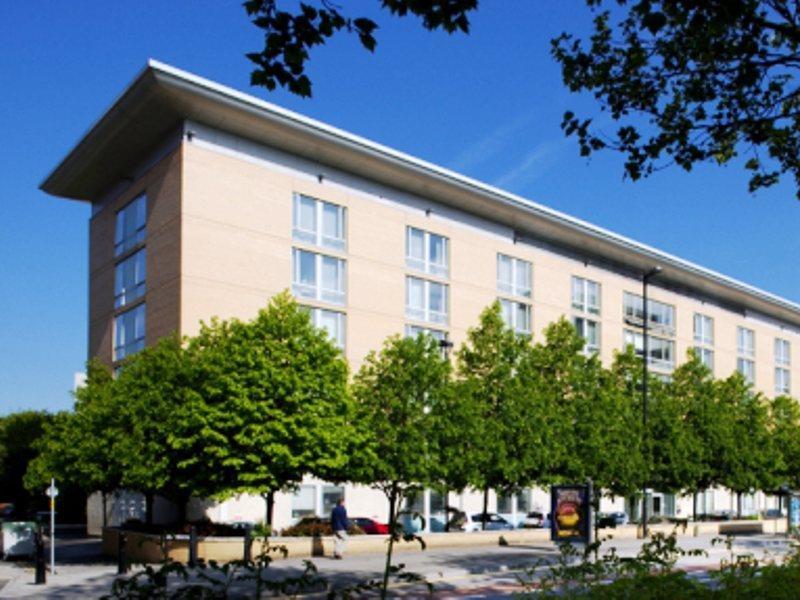 Hilton Garden Inn Bristol City Centre Экстерьер фото