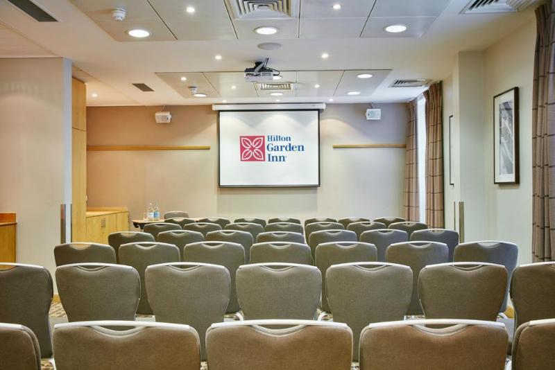 Hilton Garden Inn Bristol City Centre Экстерьер фото