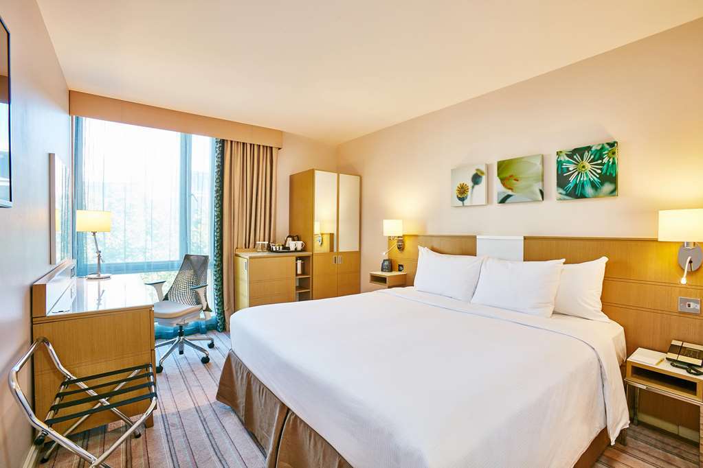 Hilton Garden Inn Bristol City Centre Номер фото